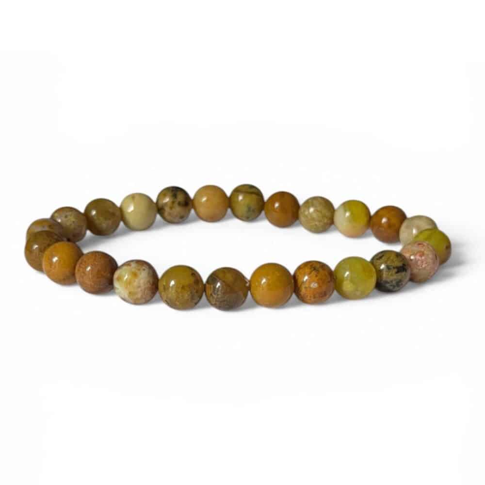 Bracelet en opale verte 8 mm de qualité, idéal pour accompagner les changements positifs, retrouver le calme intérieur et ouvrir son cœur aux nouvelles opportunités.