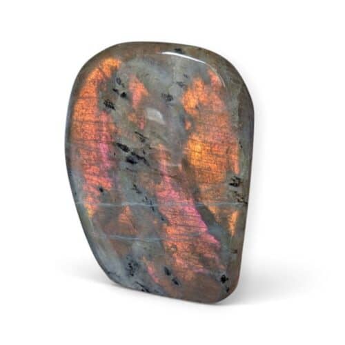 labradorite avec reflets orangé et violets