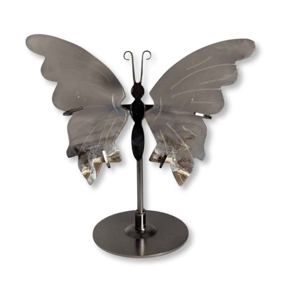 Papillon décoratif en agate grise naturelle, pièce unique 02, photographié de face – Garaulion