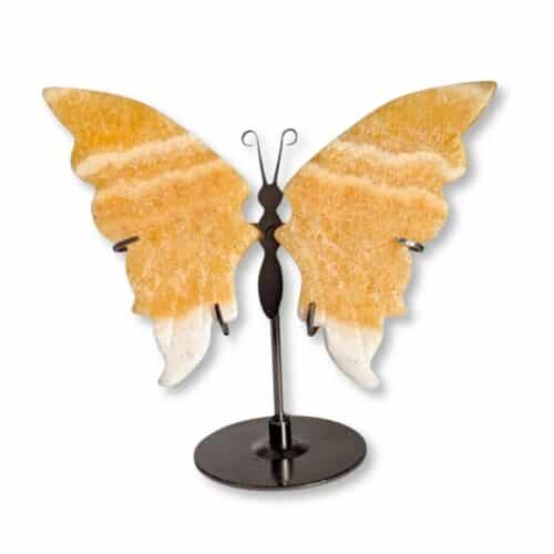 Papillon sculpté en calcite jaune naturelle, pièce unique 01, vue de face – Garaulion