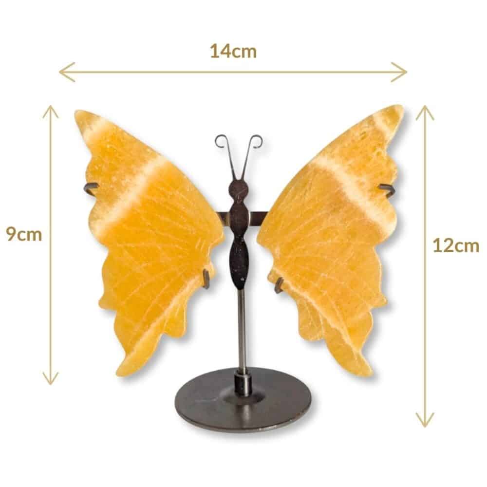 Papillon sculpté en calcite jaune naturelle, pièce unique 02, vue de face – Garaulion